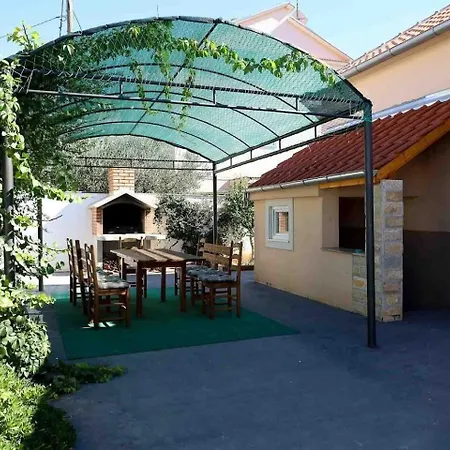 Dom wakacyjny House Franny *